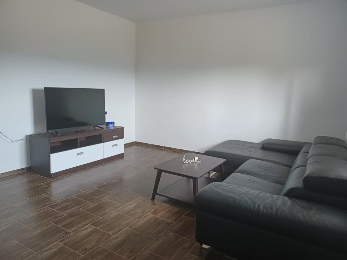 Apartman Milanko Muskovci Exterior foto